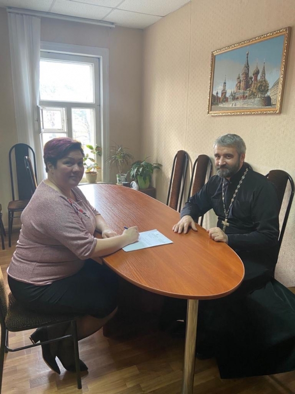 Благочинный Вельского округа встретился с начальником отдела образования Вельского района