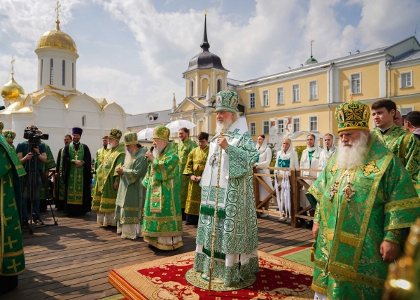 В день памяти преподобного Сергия Радонежского Предстоятель Русской Церкви совершил Литургию в Троице-Сергиевой лавре