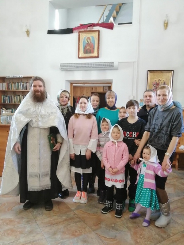 В Ерцево совершено Таинство Крещения над воспитанниками Реабилитационного центра «Теремок» 
