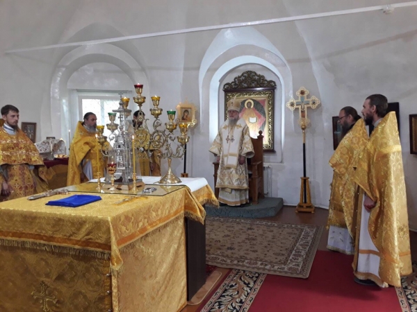 В день памяти пророка Илии епископ Василий совершил Божественную литургию в с. Ильинско-Подомское