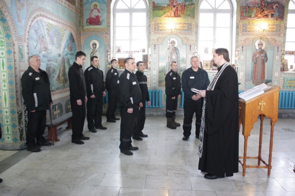 В Никольском храме ИК №5 УФСИН г. Коряжма прочитан Великий канон прп. Андрея Критского