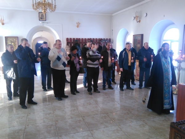 В Котласе совершена панихида по воинам- интернационалистам погибшим в локальных вооружённых конфликтах