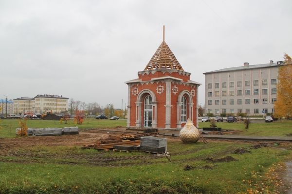 У храма-часовни Святителя Луки Крымского продолжаются работы