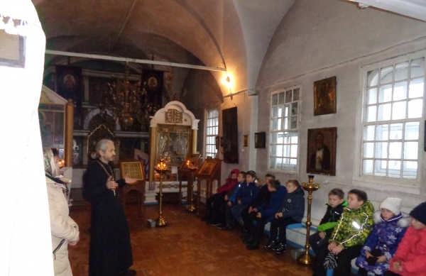 Учащиеся Сольвычегодской школы посетили православный храм