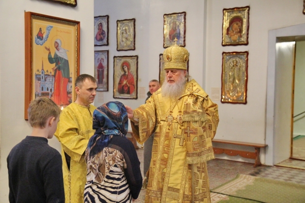 Накануне Недели о блудном сыне епископ Василий совершил Всенощное бдение
