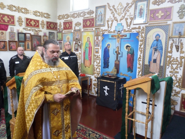 В Котласской колонии совершена Божественная литургия