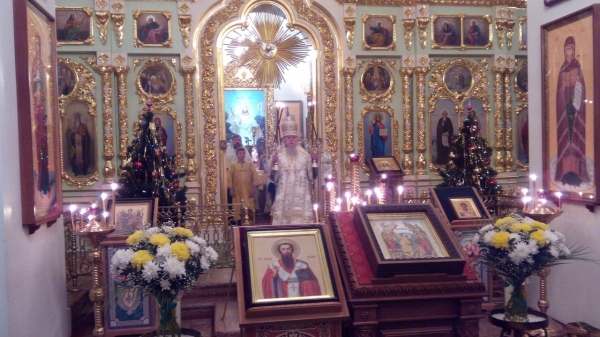 Накануне дня памяти свт. Василия Великого епископ Василий совершил Всенощное бдение в Коряжме