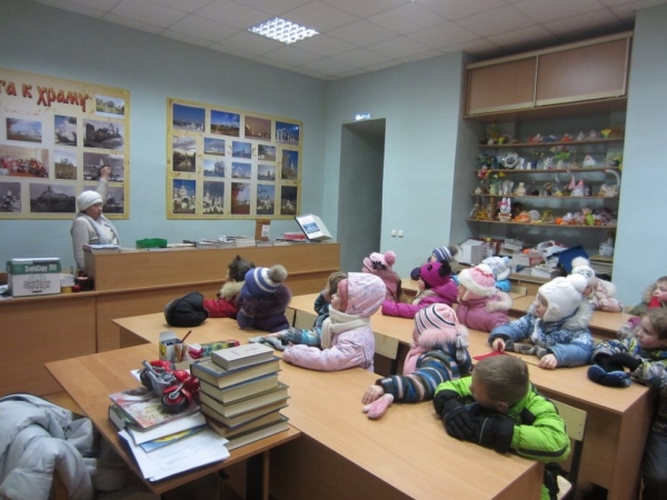 Воспитанники детского сада «Солнышко» побывали на экскурсии в храме прп. Лонгина