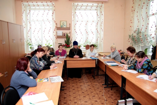 В Красноборскои благочинии состоялся семинар для педагогов образовательных организаций «Духовно-нравственное образование личности ребенка на основе православных традиций»