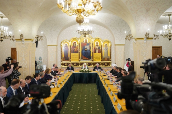 Святейший Патриарх Кирилл возглавил 32-е совместное заседание Наблюдательного, Общественного и Попечительского Советов по изданию «Православной энциклопедии»
