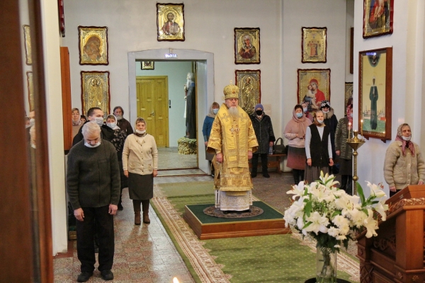 Епископ Василий совершил Божественную литургию в день памяти свт. Спиридона Тримифунтского