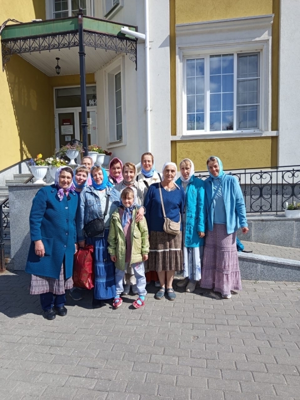 Прихожане Ильинской церкви посетили Серафимо-Дивеевский монастырь