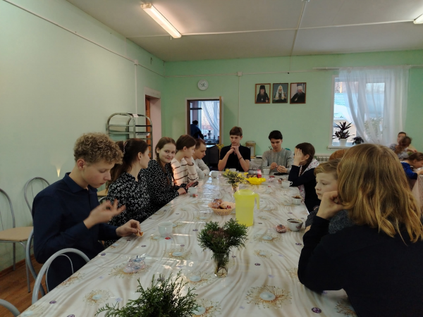 В Вельске проходят встречи молодежного клуба «Слово»