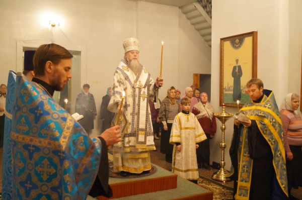 Всенощное бдение в канун праздника Сретения Господня