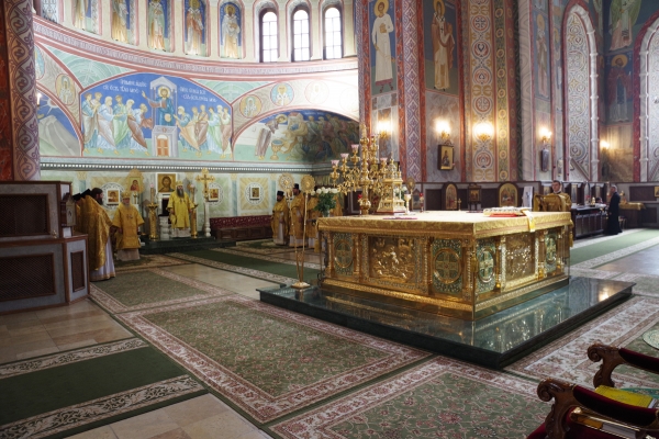 Епископ Василий совершил Божественную литургию в Нижнем Новгороде