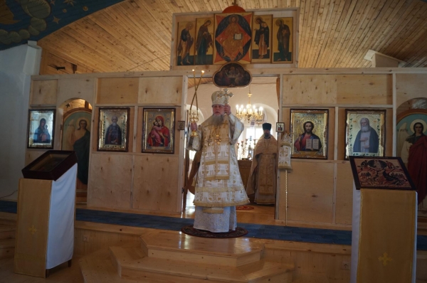 В день памяти равноапостольной княгини Ольги епископ Василий совершил Божественную литургию в Павловске