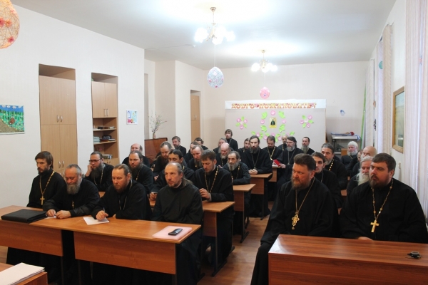 Епископ Василий возглавил последнее в 2017 году Епархиальное Собрание