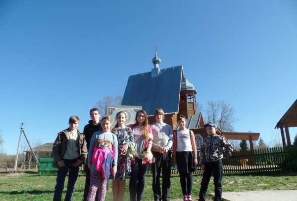 Группа паломников из Вельска посетили село Сизьму
