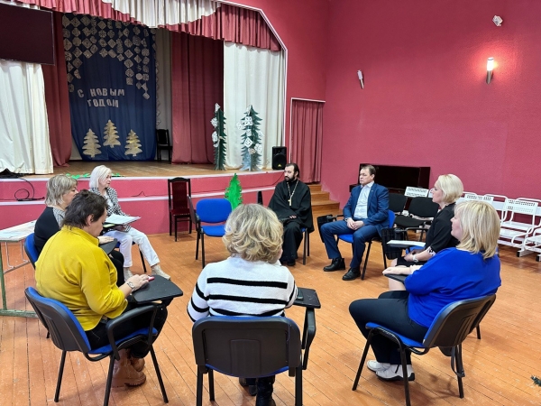 Коряжемский священник принял участие в совещании по реализации проекта добронаставников