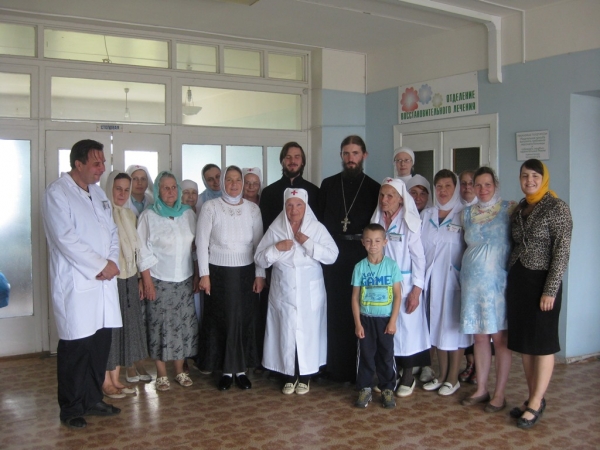 Больничный храм г. Котласа отметил Престольный праздник
