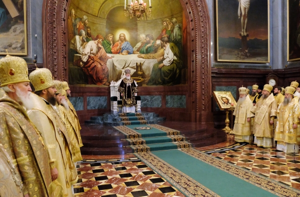 Епископ Котласский и Вельский Василий сослужил Святейшему Патриарху Кириллу в пятую годовщину интронизации