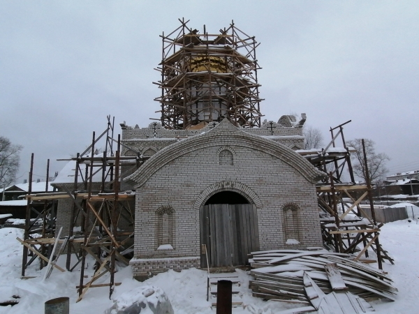 В микрорайоне Лименда продолжается строительство храма в честь иконы Божией Матери «Троеручица»