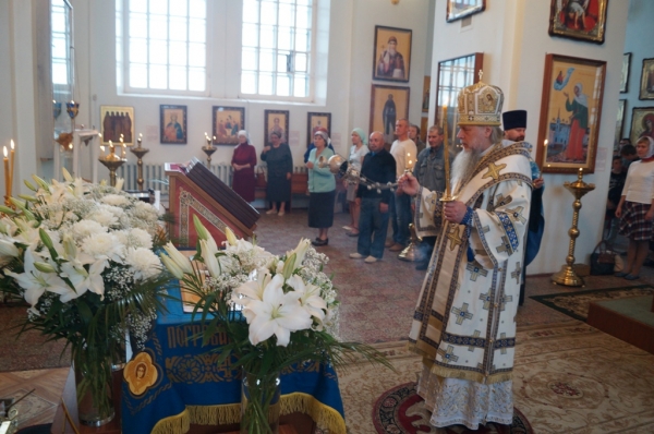 Накануне Успения Пресвятой Богородицы епископ Василий совершил Всенощное бдение