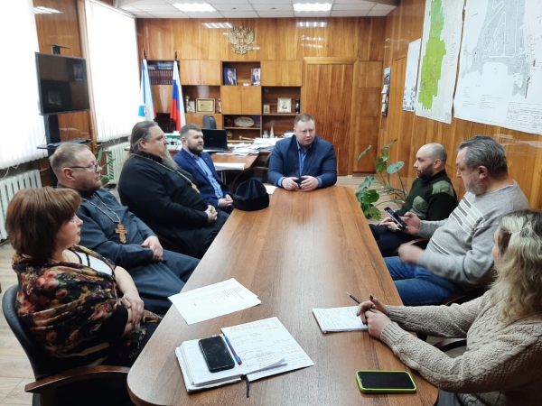 Благочинный Няндомского округа принял участие во встрече по формированию и отправке помощи в зону СВО 