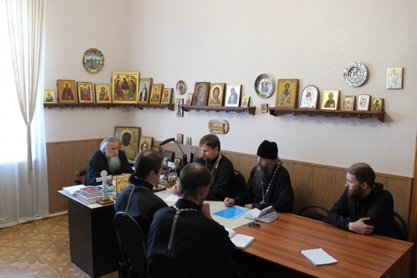 В Котласской епархии прошло очередное собрание руководителей и помощников епархиальных структур