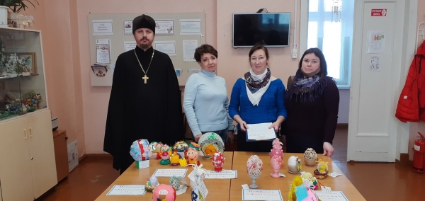 Котласский священник принял участие в определении победителей конкурса «Пасхальное яйцо-2021»
