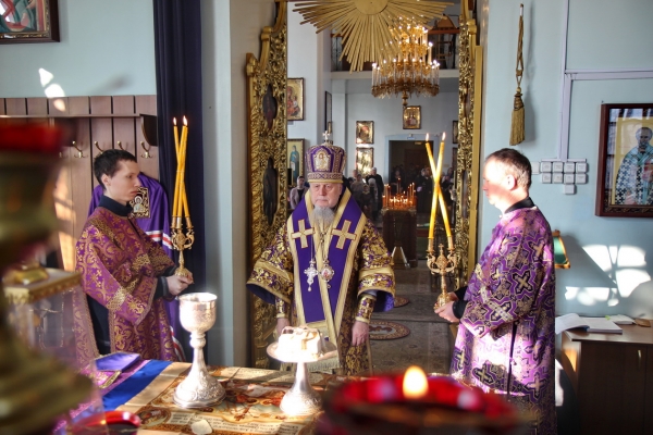 Во вторую Неделю Великого поста епископ Василий совершил Божественную литургию в Коряжме