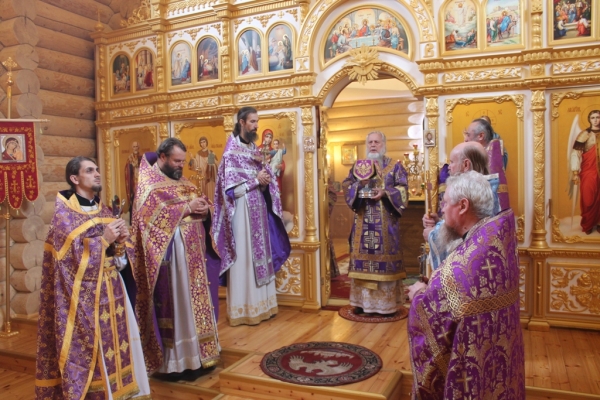 Епископ Василий совершил Литургию в Павлицево