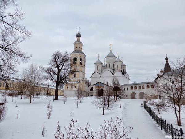 Прихожане Успенского храма г. Вельска совершили паломническую поездку в Вологду   