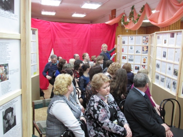 В Няндоме открылась выставка в защиту семьи, материнства и нерождённых детей «Молчаливая Революция»