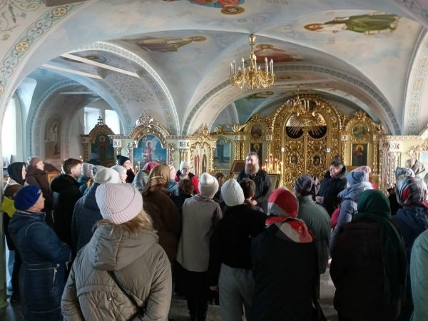 В Коряжемском храме прошла экскурсия «Просиявшие на Коряжемской земле»