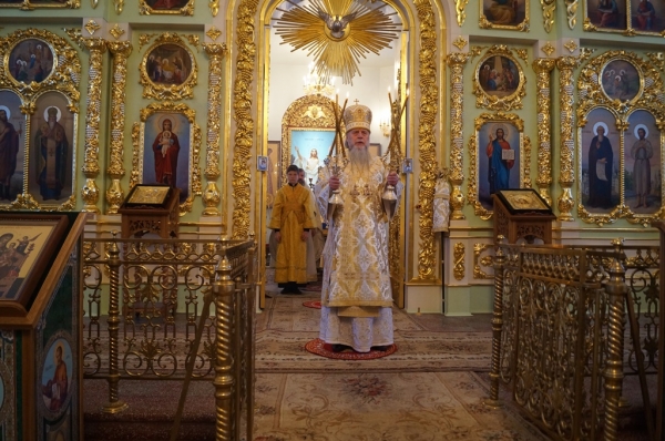 В день памяти прп. Саввы Освященного епископ Василий совершил Божественную литургию в храме прп. Лонгина Коряжемского г. Коряжма