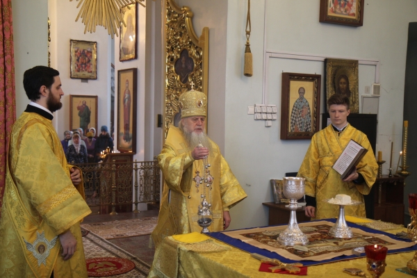 Епископ Василий совершил Литургию в день памяти святых отцев VII Вселенского Собора